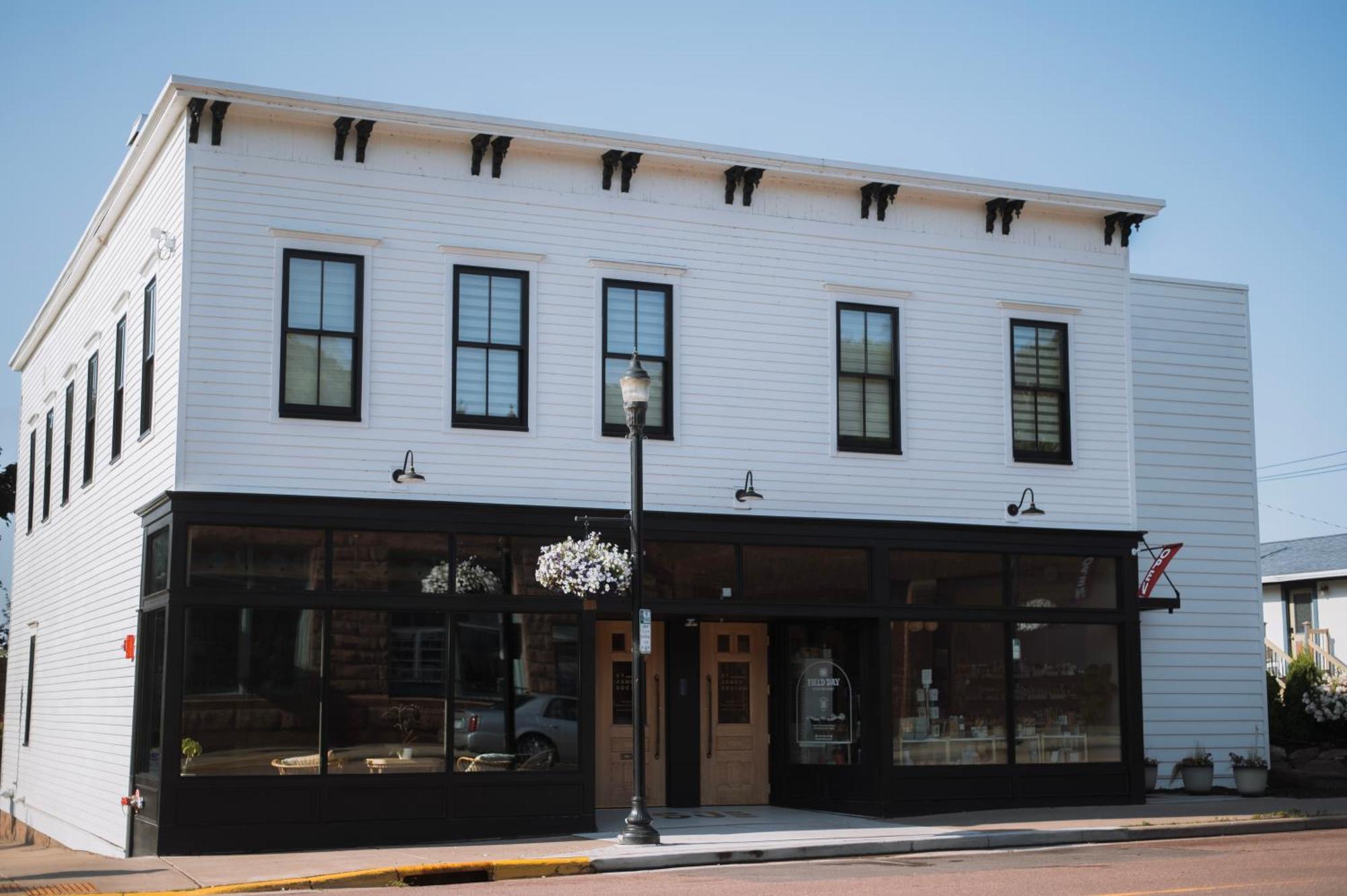 St. James Social Bayfield Εξωτερικό φωτογραφία